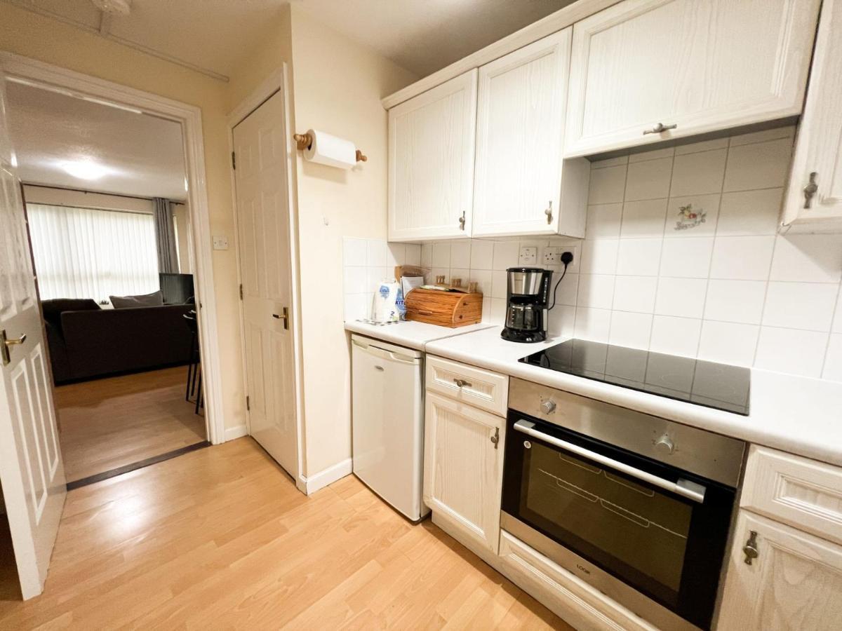 2 Bedroom - River Clyde Home - Parking Glasgow Buitenkant foto
