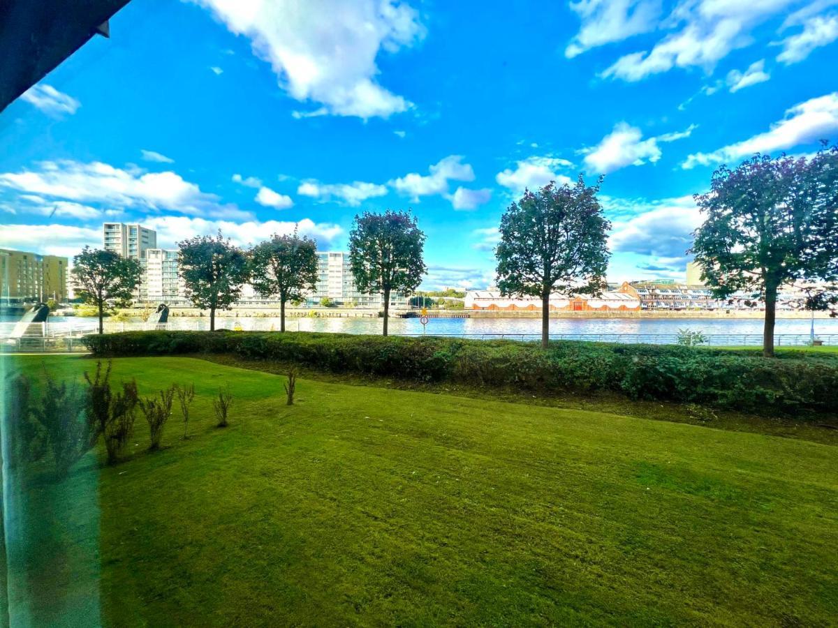 2 Bedroom - River Clyde Home - Parking Glasgow Buitenkant foto